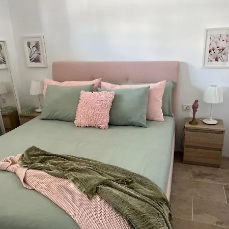 Apartament In With Wonderful Panoramic Views Of The Island Of La Gomera. *